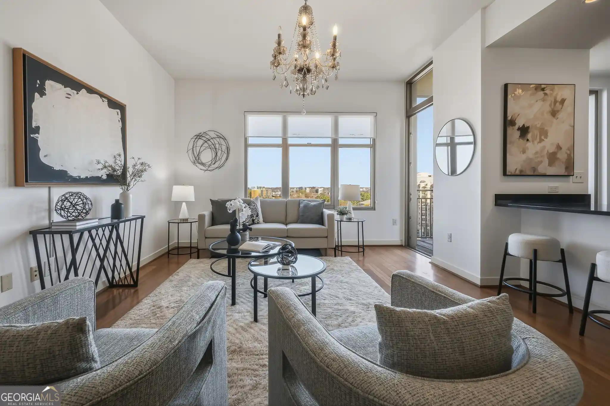 Photo 1 of Condo for sale at 565 Peachtree St Ne #1011, Atlanta, GA 30308 | MLS# 10697814 | Listing updated on 2026-10-18