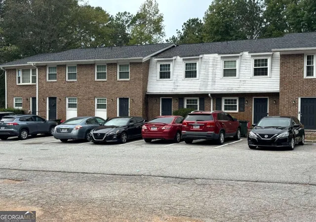 Listing Photo 4 - Condo for sale in building located at 180 Chalfont Ln, Athens, GA 30606 - Unit #1-6
