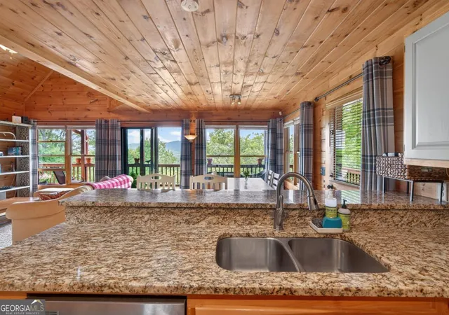 Photo 3 of Single family home for sale at 40 Foxfire Ln #6, Blue Ridge, GA 30513 | MLS# 10780191 | Listing updated on 2026-07-31