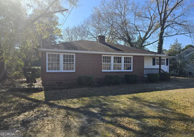 3rd image of 1520 Stonewall St, Dublin, GA 31021 | MLS# 10785719
