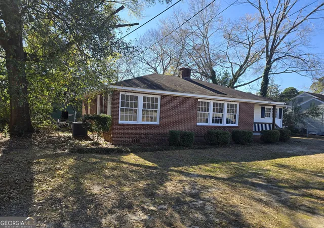 4th image of 1520 Stonewall St, Dublin, GA 31021 | MLS# 10785719