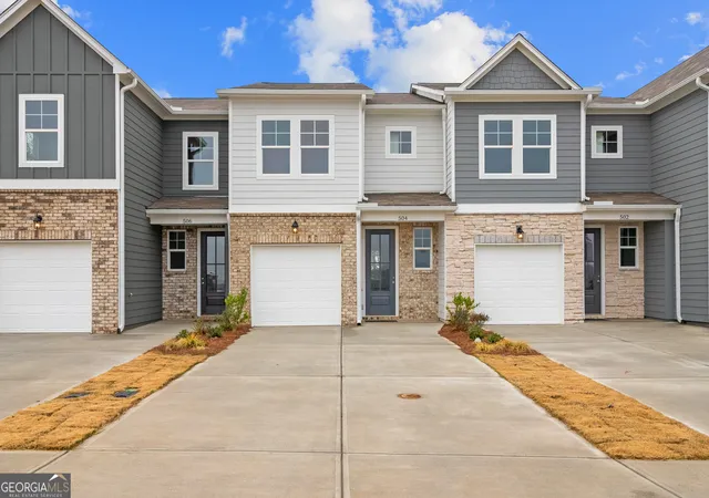 2nd image of 526 Crown Dr, Emerson, GA 30137 | MLS# 10791049