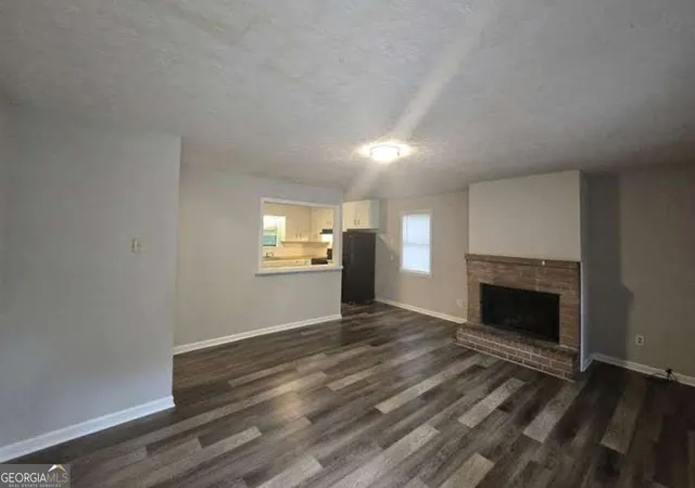 3rd image of 271 E Wright St, Winder, GA 30680 | MLS# 10808791