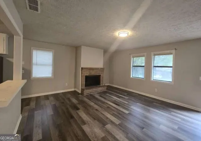 4th image of 271 E Wright St, Winder, GA 30680 | MLS# 10808791