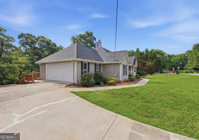 Homes for sale in Hartwell, GA | 171 Winding Wy, Hartwell, GA 30643 | MLS# 10778194