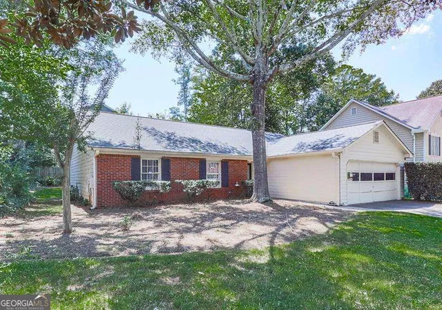 Photo 2 of Single family home for sale at 650 Radford Cir, Woodstock, GA 30188 | MLS# 10833932 | Listing updated on 2026-09-10