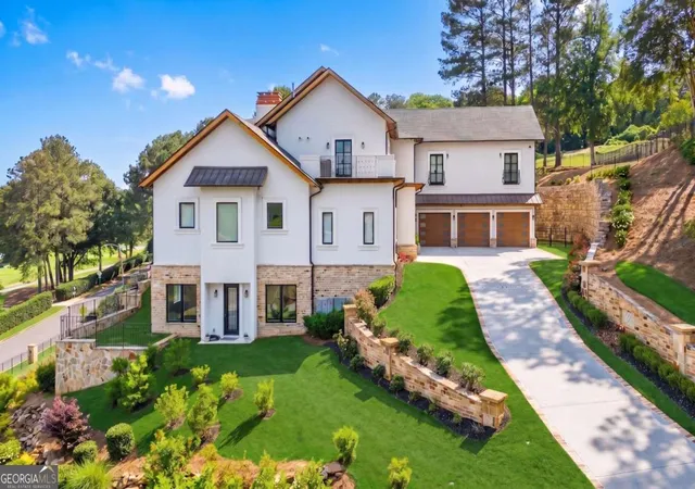 Photo 2 of Mansion for sale at 645 River Knoll Dr Se, Marietta, GA 30067 | MLS# 10771895 | Listing updated on 2026-06-10