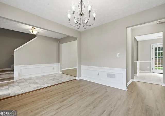 5th image of 3855 Oak Park Dr, Suwanee, GA 30024 | MLS# 10801756