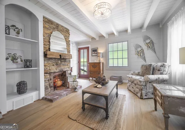 4th image of 8679 Lakewood Hwy, Mineral Bluff, GA 30559 | MLS# 10823249