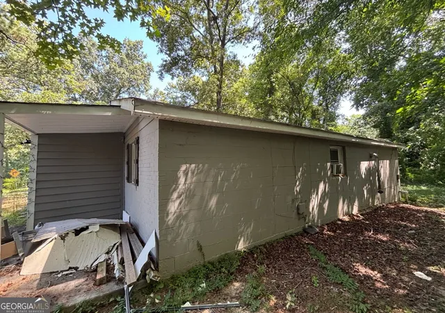 Photo 2 of Single family home for sale at 6366 Gordon St, Lithia Springs, GA 30122 | MLS# 10836032 | Listing updated on 2026-09-13
