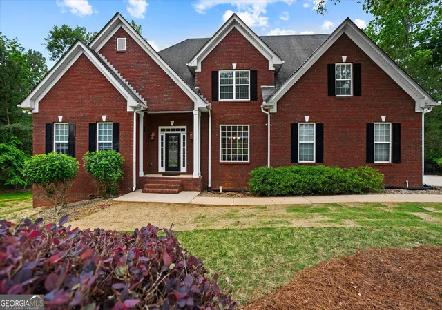Photo 1 of Single family home for sale at 85 Costleys Brg Dr, Oxford, GA 30054 | MLS# 10761125 | Listing updated on 2026-09-07