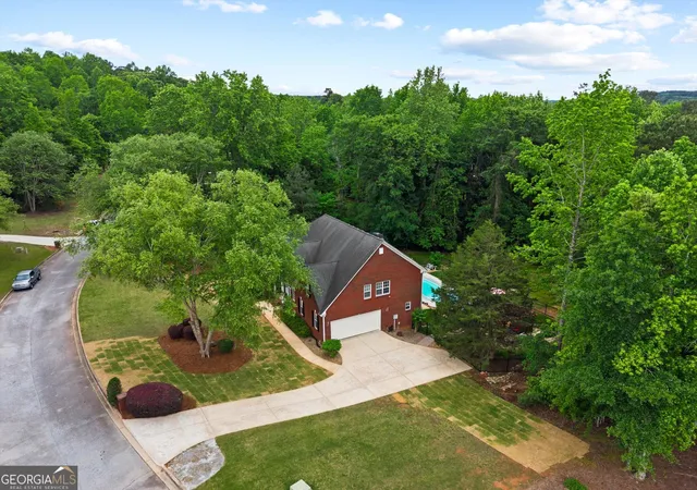 Photo 2 of Single family home for sale at 85 Costleys Brg Dr, Oxford, GA 30054 | MLS# 10761125 | Listing updated on 2026-09-07
