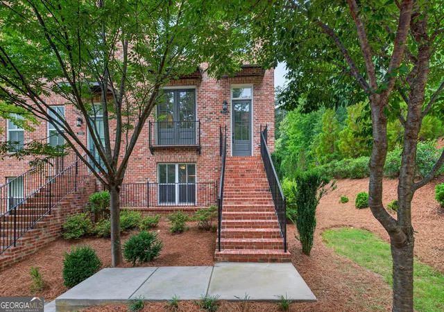 Homes for sale in Suwanee, GA | 3863 Firewood Ln, Suwanee, GA 30024 | MLS# 10790710
