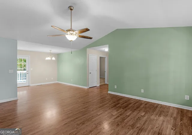 Photo 3 of Sale Pending at 1176 Minter Rd, Griffin, GA 30223 | MLS# 10834665 | Listing updated on 2026-09-18
