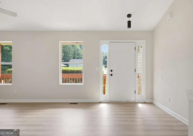 Photo 2 of Single family home for sale at 4859 Odessa W Inlet NW, Acworth, GA 30101 | MLS# 10829909 | Listing updated on 2026-09-03
