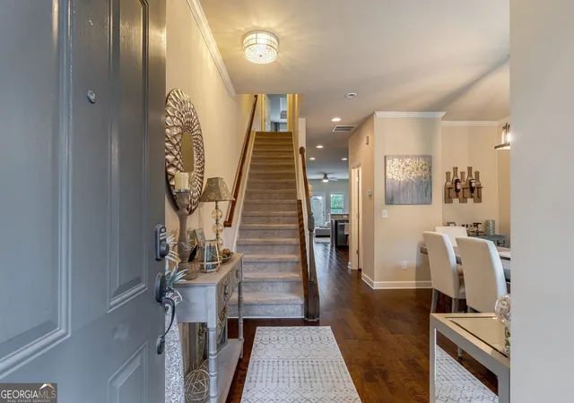 3rd image of 7510 Stoneridge Dr, Atlanta, GA 30328 | MLS# 10778161