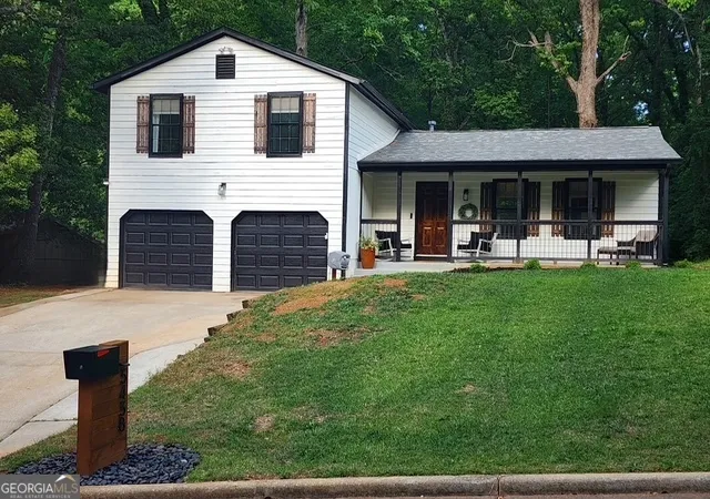 Photo 1 of Single family home for sale at 5438 Martins Crossing Rd, Stone Mountain, GA 30088 | MLS# 10753017 | Listing updated on 2026-09-07