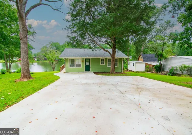 1st image of 1671 West Pine Lake Dr, West Point, GA 31833 | MLS# 10804538