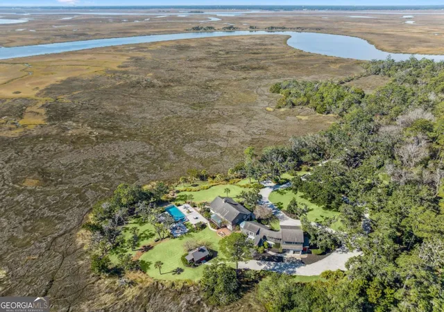 Photo 2 of Single family home for sale at 400 Stevens Rd, Saint Simons Island, GA 31522 | MLS# 10700328 | Listing updated on 2026-03-14