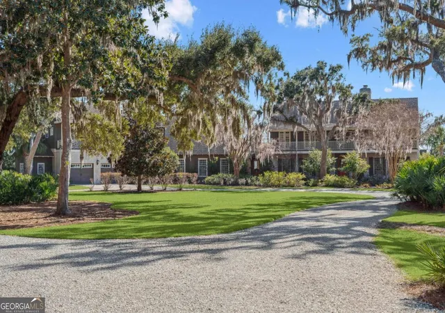 Photo 3 of Single family home for sale at 400 Stevens Rd, Saint Simons Island, GA 31522 | MLS# 10700328 | Listing updated on 2026-03-14