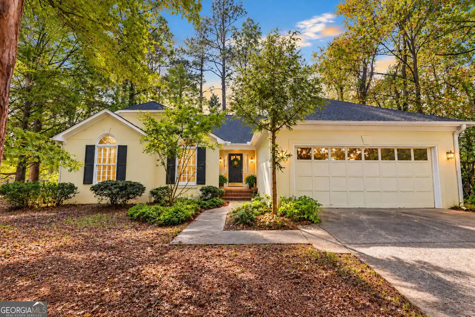 Photo 1 of Single family home for sale at 8 John St, Winder, GA 30680 | MLS# 10853753 | Listing updated on 2026-10-10