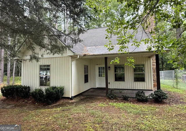 Single family home for sale at 1331 Center Hill School Rd, Union Point, GA 30669 | MLS# 10814398