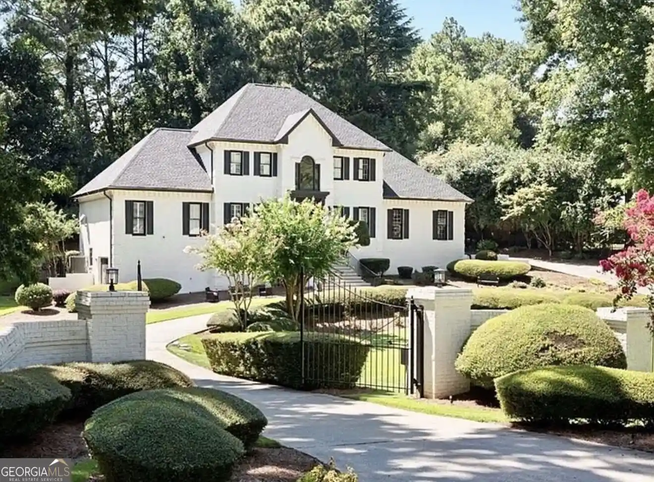 Photo 1 of Mansion for sale at 4576 Ridgegate Dr, Duluth, GA 30097 | MLS# 10833679 | Listing updated on 2026-10-06