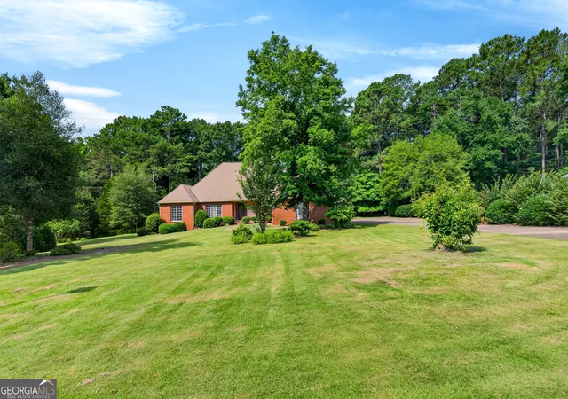 2nd image of 413 Ashford Cir, Lagrange, GA 30240 | MLS# 10795132