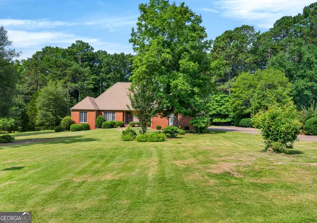 3rd image of 413 Ashford Cir, Lagrange, GA 30240 | MLS# 10795132