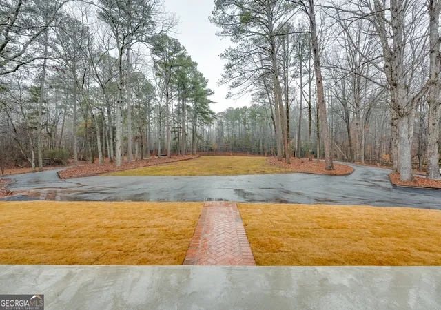 Photo 2 of Mansion for sale at 5550 Koweta Rd, Atlanta, GA 30349 | MLS# 10715597 | Listing updated on 2026-06-30