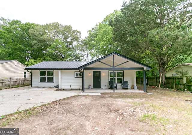 1st image of 6532 Voyles Dr, Riverdale, GA 30274 | MLS# 10794467