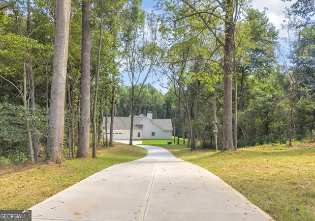 4th image of 105 Carlan Rd, Commerce, GA 30530 | MLS# 10827228
