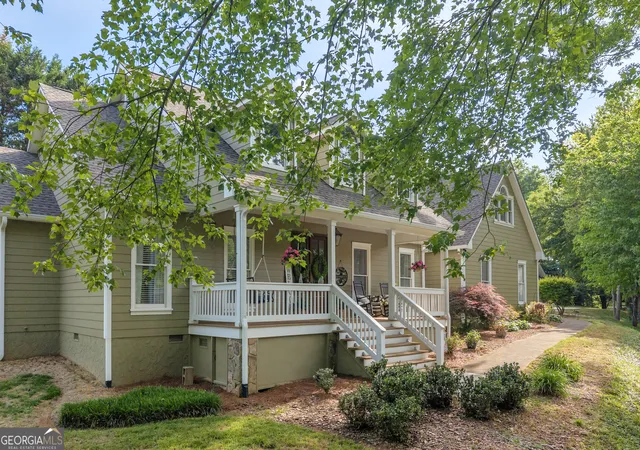 Photo 3 of Sale Pending at 305 Sage St, Demorest, GA 30535 | MLS# 10754644 | Listing updated on 2026-08-20