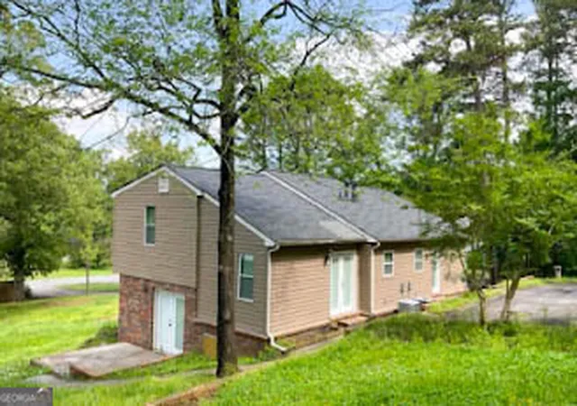 2nd image of 134 Newtown Rd Ne #6, Calhoun, GA 30701 | MLS# 10786879