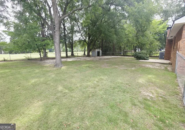 4th image of 1308 Jeffrey Dr, Dublin, GA 31021 | MLS# 10808186