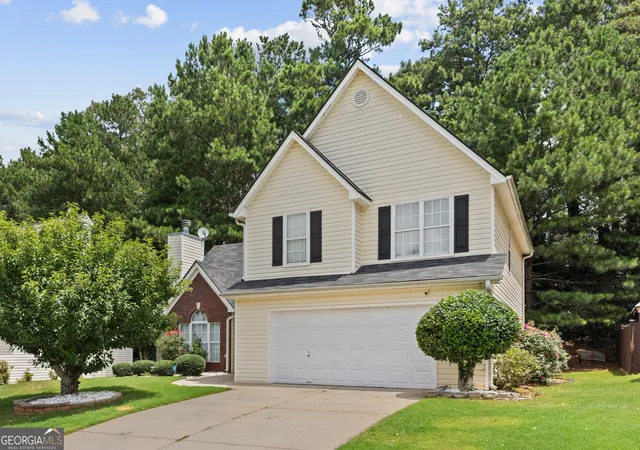 Photo 1 of Single family home for sale at 1055 Grace Dr, Lawrenceville, GA 30043 | MLS# 10798491 | Listing updated on 2026-08-28