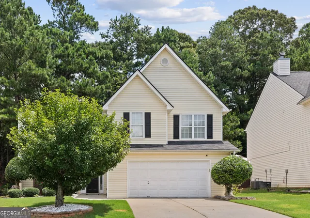 Photo 2 of Single family home for sale at 1055 Grace Dr, Lawrenceville, GA 30043 | MLS# 10798491 | Listing updated on 2026-08-28