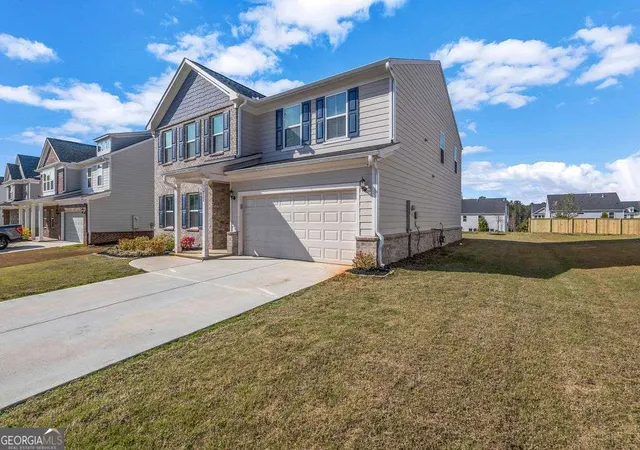 Photo 2 of Single family home for sale at 221 Begonia Way, Mcdonough, GA 30253 | MLS# 10717860 | Listing updated on 2026-05-09