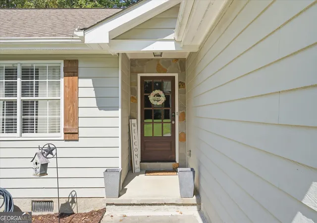 Photo 3 of Single family home for sale at 3009 Lakeview Pkwy, Villa Rica, GA 30180 | MLS# 10808233 | Listing updated on 2026-08-19
