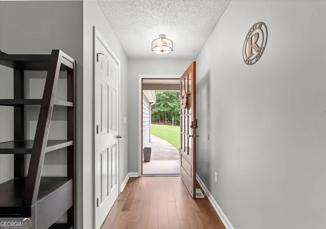 Photo 3 of Single family home for sale at 3009 Lakeview Pkwy, Villa Rica, GA 30180 | MLS# 10808233 | Listing updated on 2026-10-26