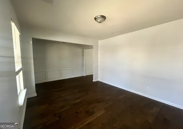 4th image of 2272 Annes Lake Cir, Lithonia, GA 30058 | MLS# 10737966