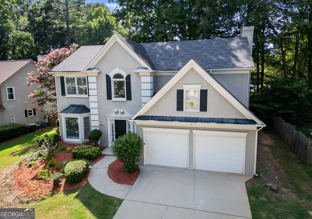 Photo 2 of Single family home for sale at 185 Gainford Ct, Johns Creek, GA 30097 | MLS# 10809565 | Listing updated on 2026-09-11