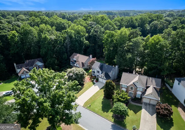 Photo 3 of Single family home for sale at 185 Gainford Ct, Johns Creek, GA 30097 | MLS# 10809565 | Listing updated on 2026-09-11