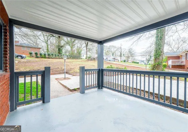 4th image of 1652 Brewer Blvd, Atlanta, GA 30310 | MLS# 10756873