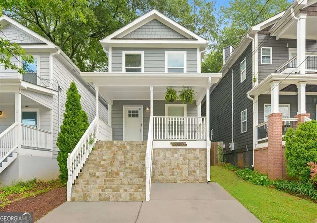Photo 1 of Single family home for sale at 1012 Mcdaniel St Sw, Atlanta, GA 30310 | MLS# 10818526 | Listing updated on 2026-09-10