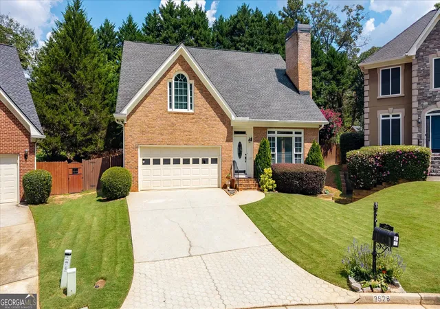 Photo 3 of Single family home for sale at 3928 Thawley Ct, Tucker, GA 30084 | MLS# 10835834 | Listing updated on 2026-09-14