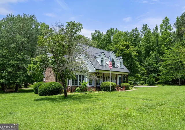 2nd image of 1228 J D Walton Rd, Newnan, GA 30263 | MLS# 10788361