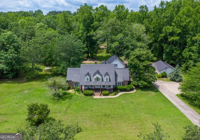 5th image of 1228 J D Walton Rd, Newnan, GA 30263 | MLS# 10788361
