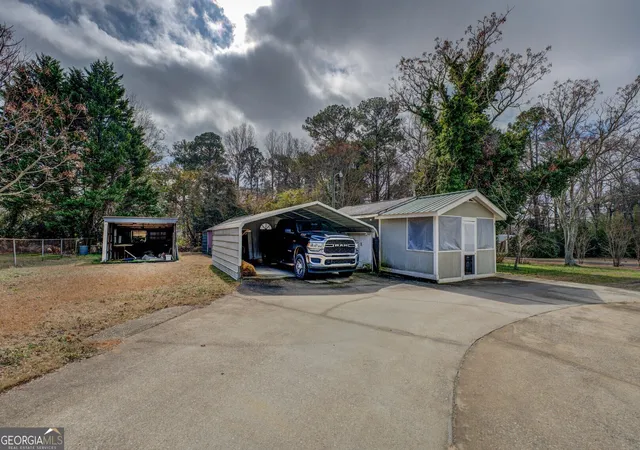 3rd image of 908 Nelson St, Jackson, GA 30233 | MLS# 10719001