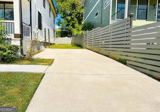 Photo 52 of Single family home for sale at 912 Ira St Sw, Atlanta, GA 30310 | MLS# 10824707 | Listing updated on 2026-09-15